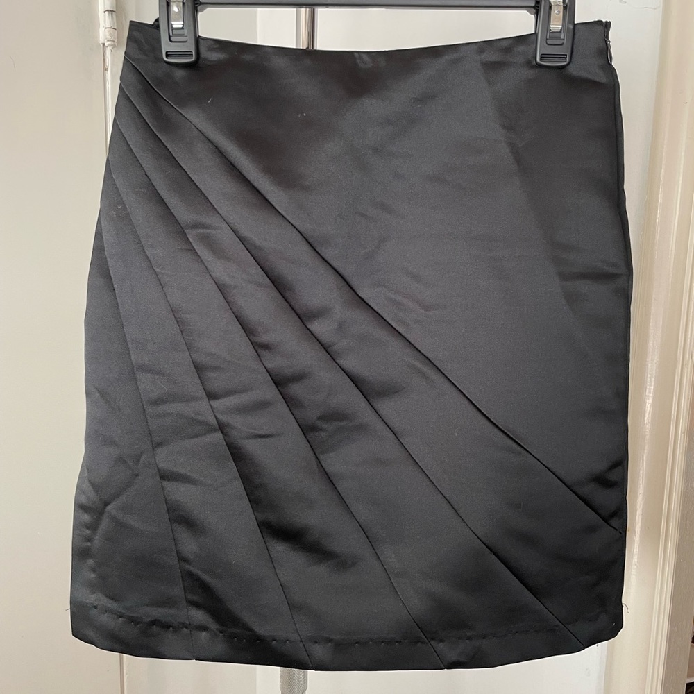Express black satin skirt. Size 1/2